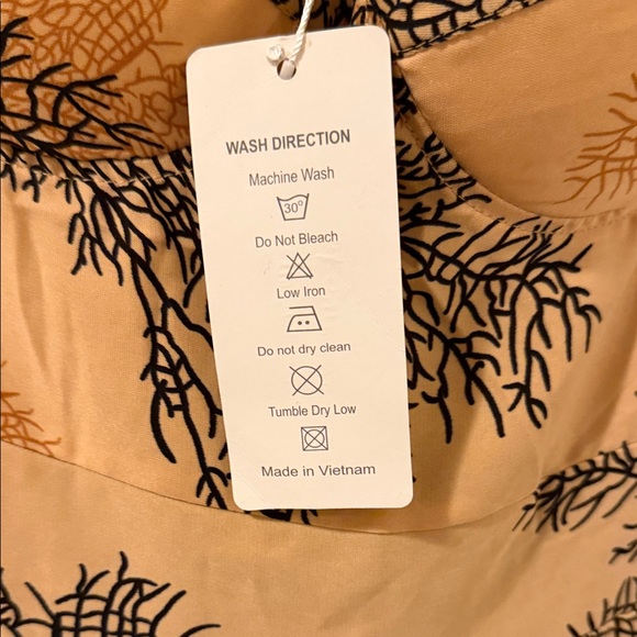 Elegant Yellow Floral Midi Dress - Picture 3 of 3